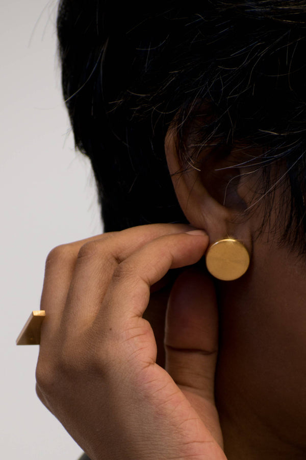 Minamalist Gold Plate Ear Studs