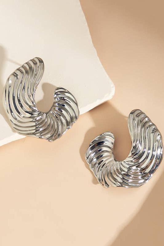 Classic Swirl Studs