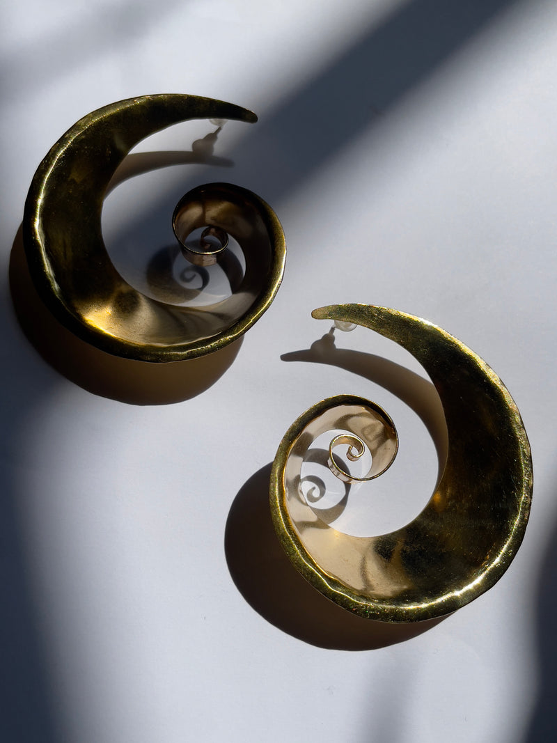 Large Spiral Studs