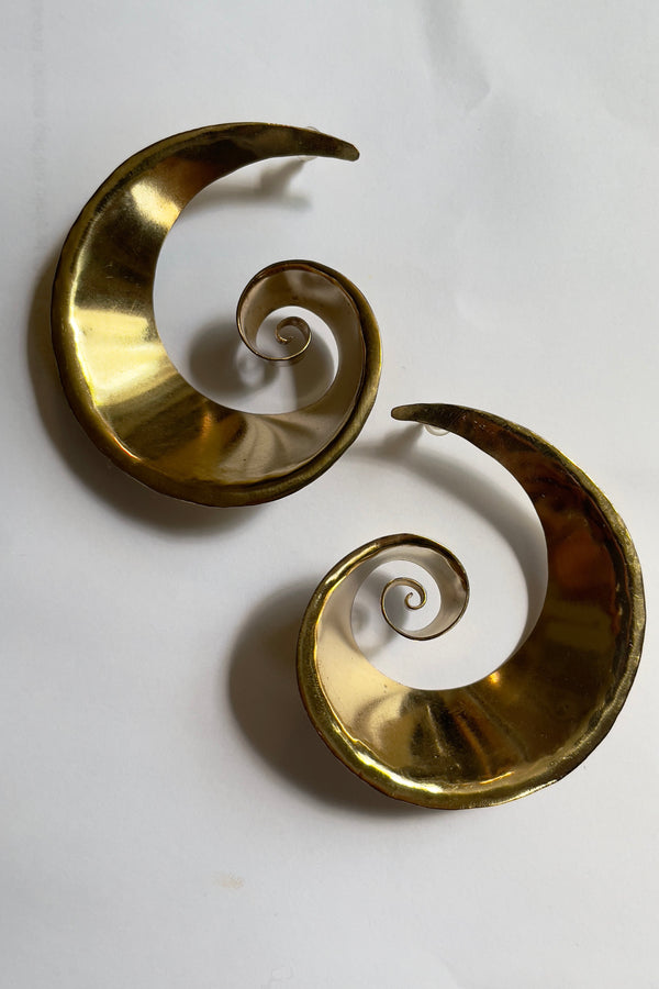 Large Spiral Studs