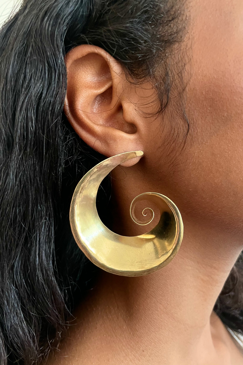 Large Spiral Studs