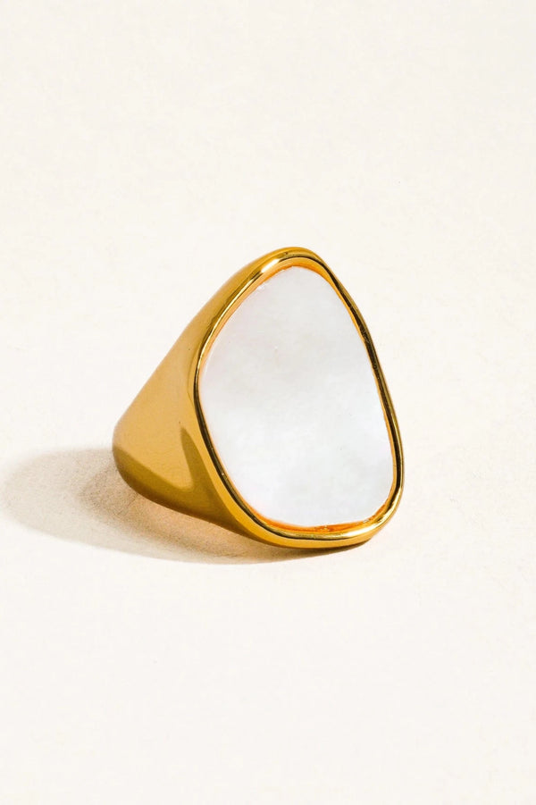 Calypso 18k Gold Natural Shell Statement Ring