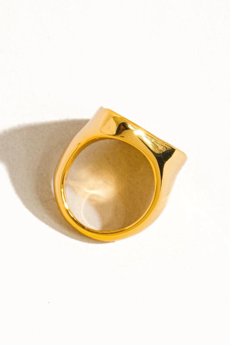 Calypso 18k Gold Natural Shell Statement Ring